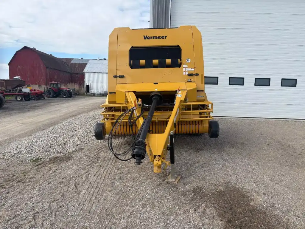 2026 Vermeer 504 PRO Round Baler